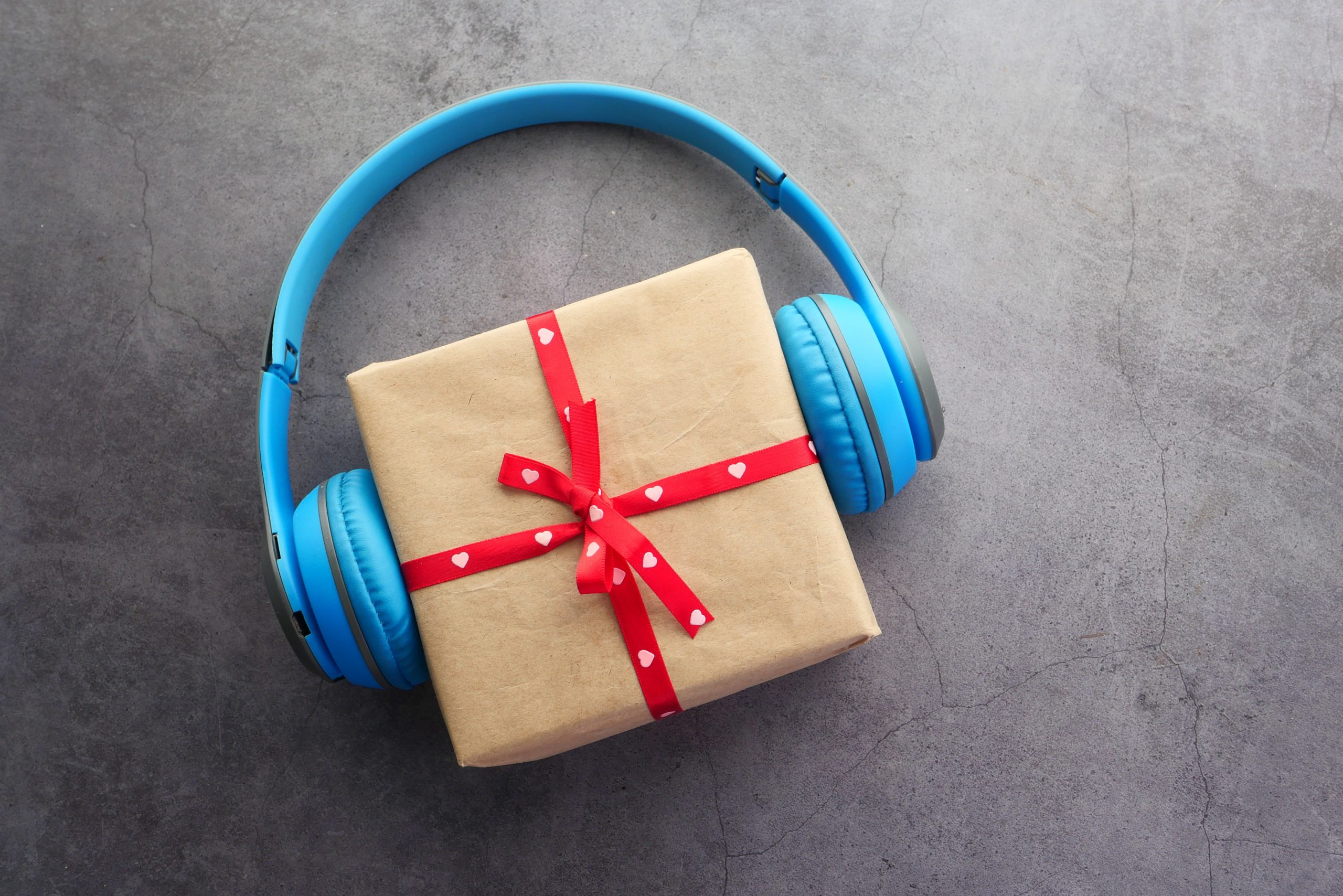 Top 10 Best Gifts For Music Lovers